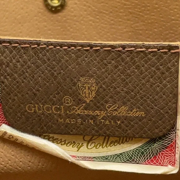 Authentic GUCCI GG Supreme Sherry Line PVC Leather Clutch Bag - Picture 13 of 14
